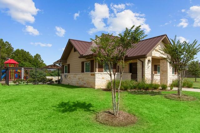 560 Newcomb Hollow Drive, Conroe, TX 77304