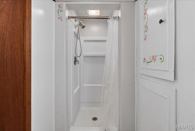 2 Silveroak Court, Manchester, MO 63021