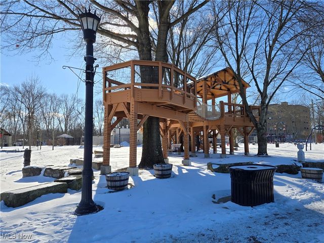 115 S Rocky River Drive 201, Berea, OH 44017