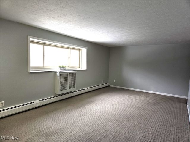 115 S Rocky River Drive 201, Berea, OH 44017