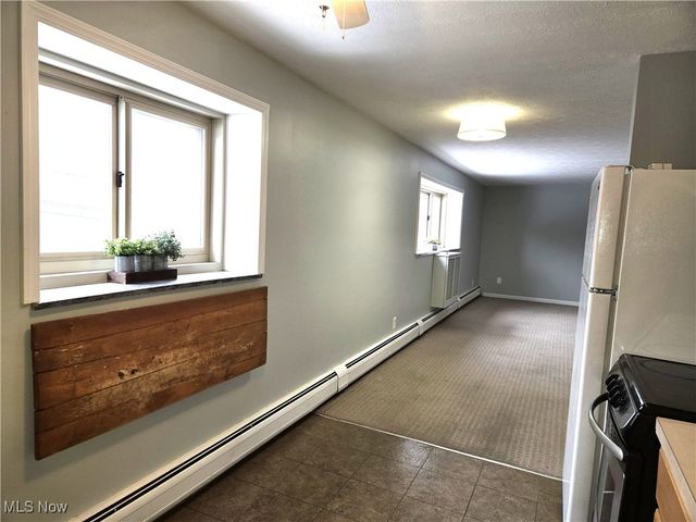 115 S Rocky River Drive 201, Berea, OH 44017