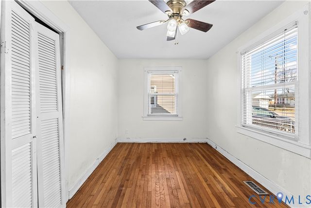 544 Roslyn Ave, Colonial Heights, VA 23834