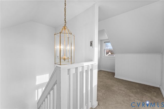 544 Roslyn Ave, Colonial Heights, VA 23834