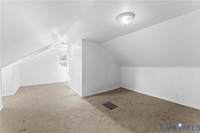 544 Roslyn Ave, Colonial Heights, VA 23834