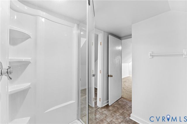 544 Roslyn Ave, Colonial Heights, VA 23834