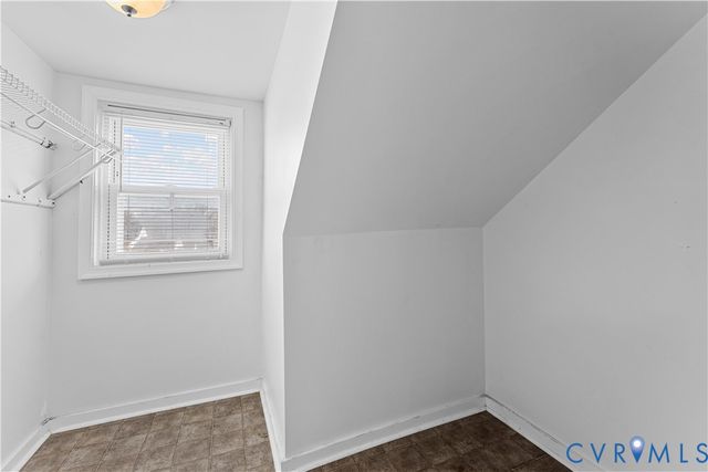 544 Roslyn Ave, Colonial Heights, VA 23834