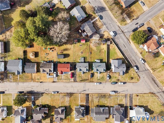 544 Roslyn Ave, Colonial Heights, VA 23834