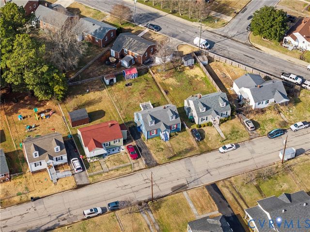 544 Roslyn Ave, Colonial Heights, VA 23834