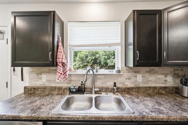 1022 Golden Oak Drive, Hamilton, OH 45013