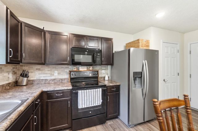 1022 Golden Oak Drive, Hamilton, OH 45013