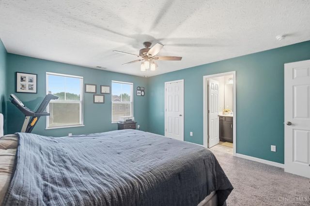 1022 Golden Oak Drive, Hamilton, OH 45013