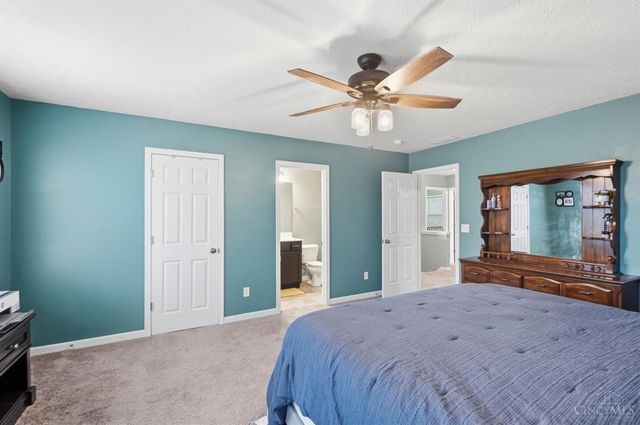1022 Golden Oak Drive, Hamilton, OH 45013