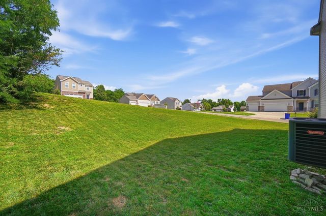 1022 Golden Oak Drive, Hamilton, OH 45013