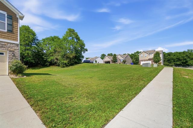 1022 Golden Oak Drive, Hamilton, OH 45013