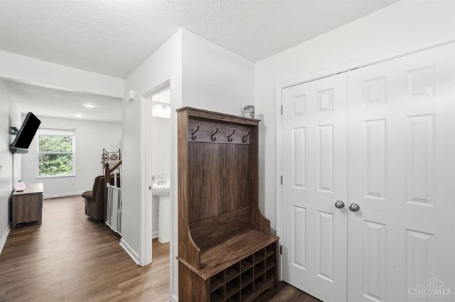1022 Golden Oak Drive, Hamilton, OH 45013