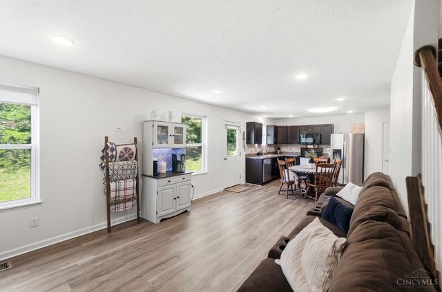 1022 Golden Oak Drive, Hamilton, OH 45013