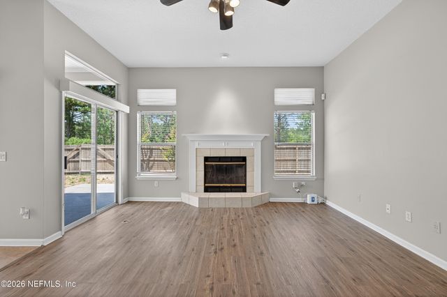 674 SCARLET VIEW Court, Orange Park, FL 32073
