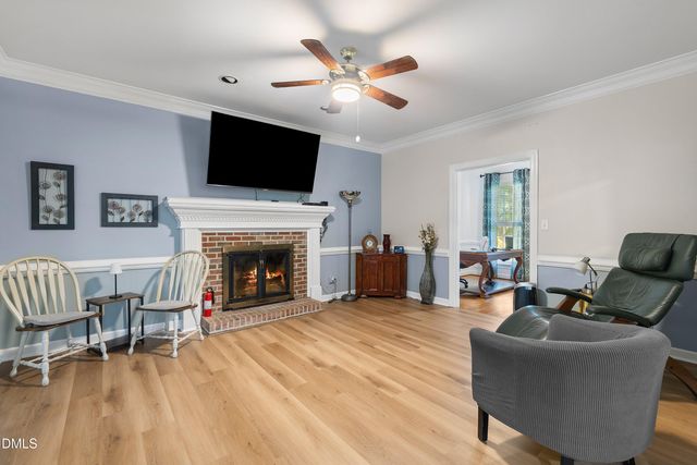 206 Park Valley Lane, Cary, NC 27519