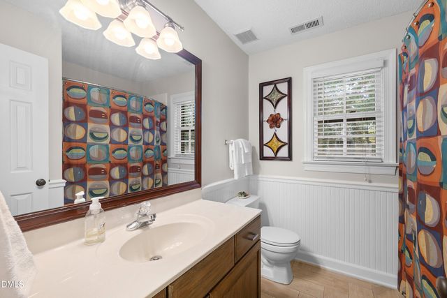 206 Park Valley Lane, Cary, NC 27519