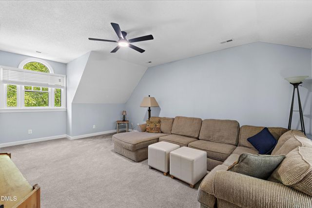 206 Park Valley Lane, Cary, NC 27519