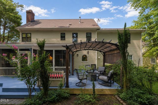 206 Park Valley Lane, Cary, NC 27519
