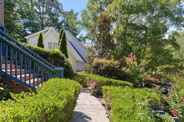 206 Park Valley Lane, Cary, NC 27519