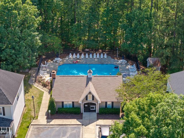206 Park Valley Lane, Cary, NC 27519