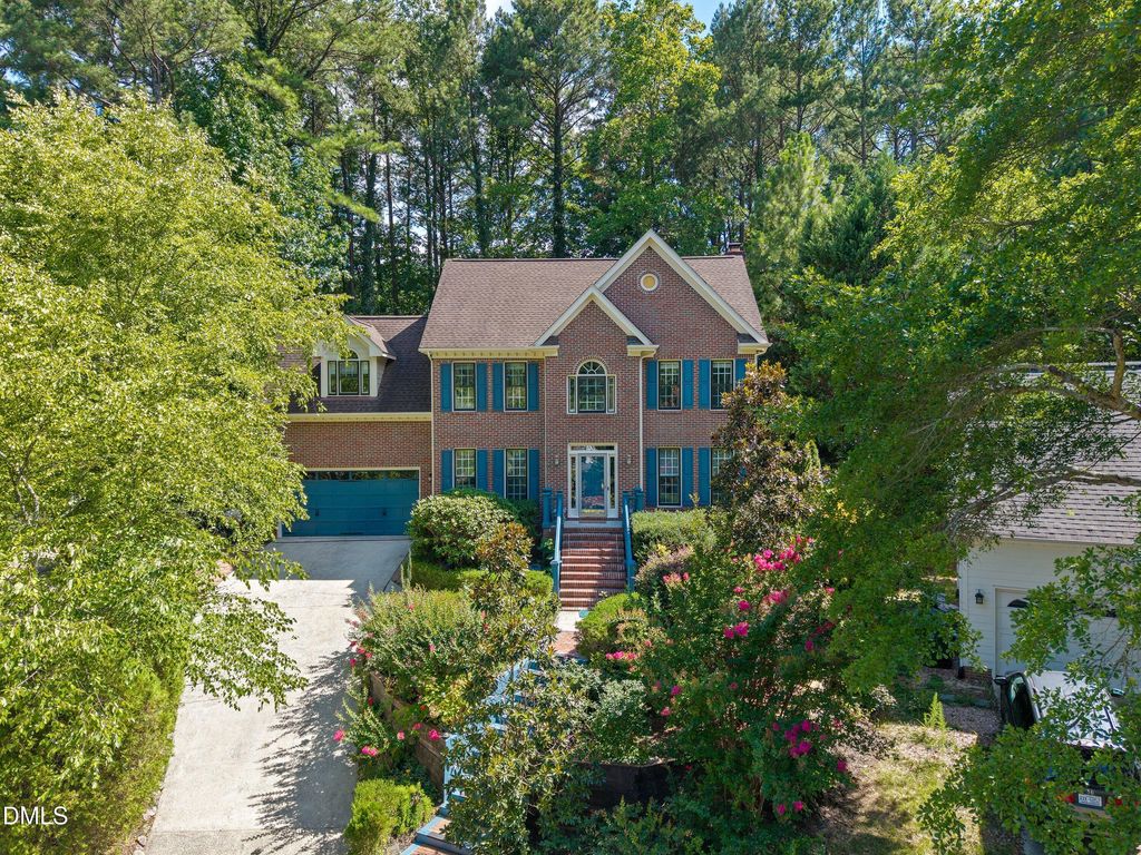 206 Park Valley Lane, Cary, NC 27519