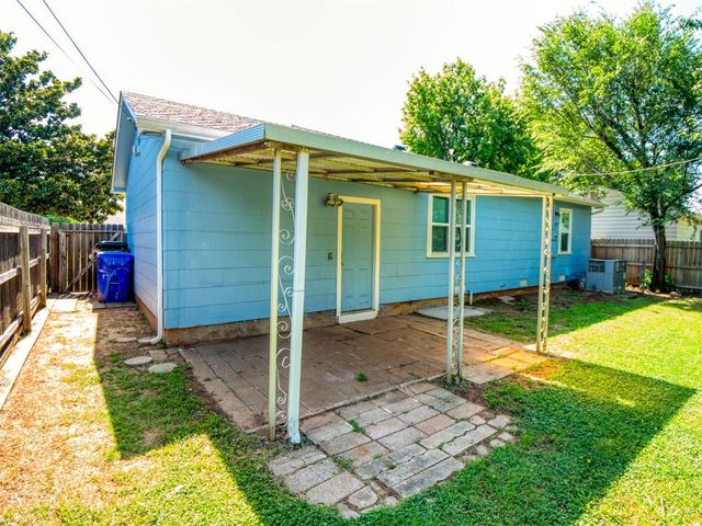 908 N Cockrel Avenue, Norman, OK 73071