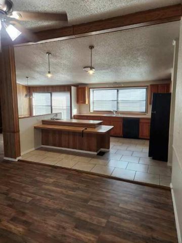 7211 Quail Hollow NE, Albuquerque, NM 87109