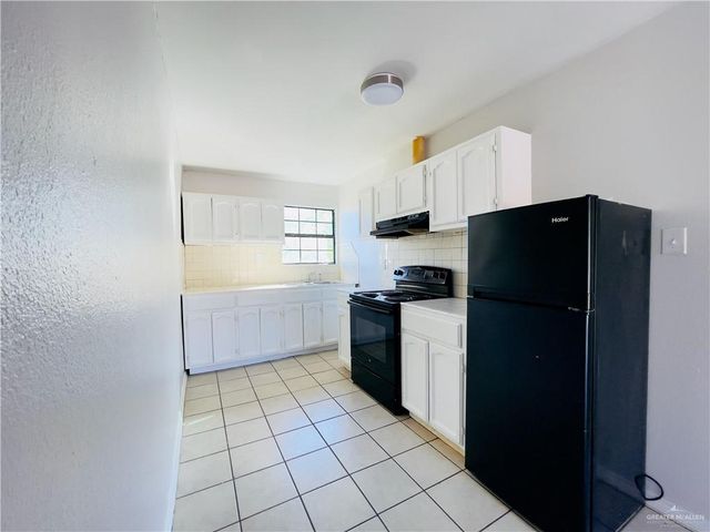 3105 N Hoehn Road, Edinburg, TX 78541