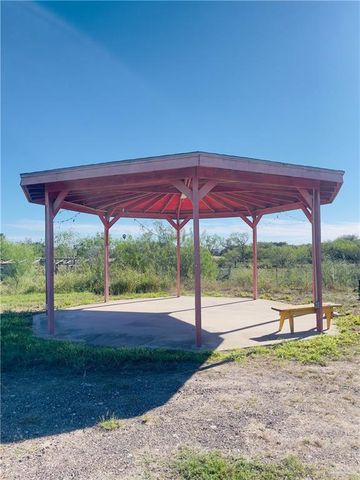 3105 N Hoehn Road, Edinburg, TX 78541