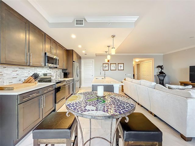 16300 COUNTY ROAD 455 306, Montverde, FL 34756