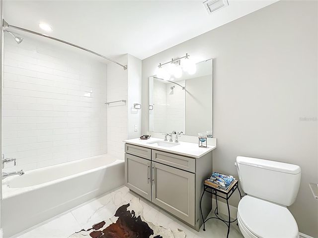 16300 COUNTY ROAD 455 306, Montverde, FL 34756