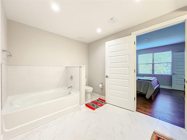 16300 COUNTY ROAD 455 306, Montverde, FL 34756