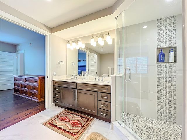 16300 COUNTY ROAD 455 306, Montverde, FL 34756