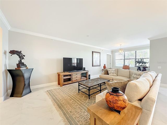 16300 COUNTY ROAD 455 306, Montverde, FL 34756