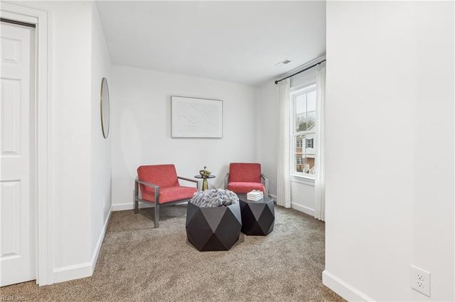 15661 Warwick Blvd Unit H, Newport News, VA 23608