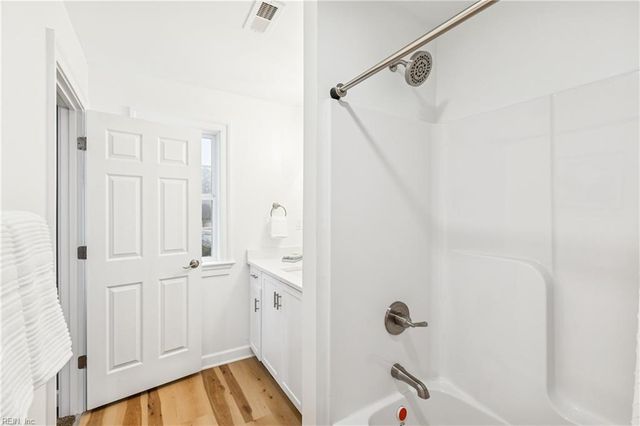 15661 Warwick Blvd Unit H, Newport News, VA 23608