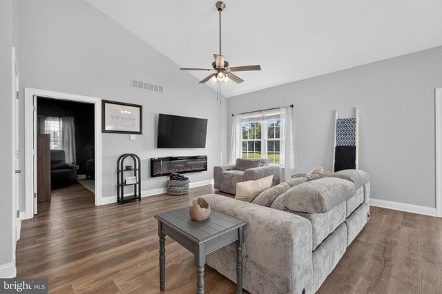 22 AZZURRI CT, Smyrna, DE 19977