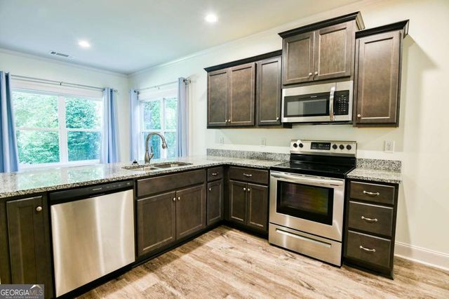 560 Rosa Nell Howard Street, Athens, GA 30601