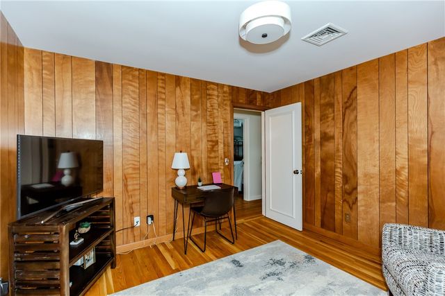 14 Brookfarm Road, North Providence, RI 02904