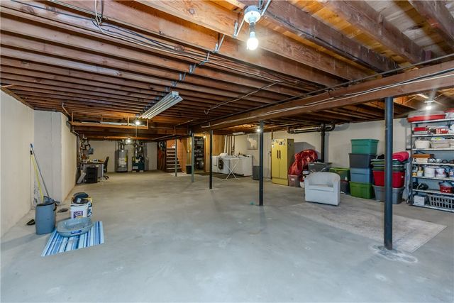 14 Brookfarm Road, North Providence, RI 02904