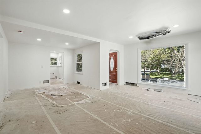 4302 N Cedar St, Spokane, WA 99205