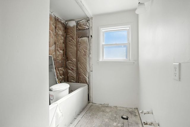 4302 N Cedar St, Spokane, WA 99205