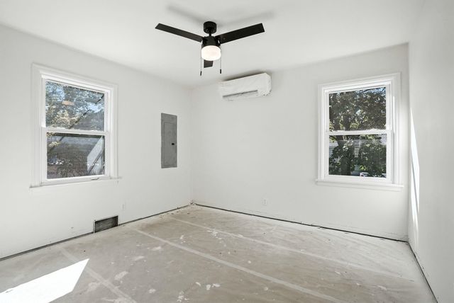 4302 N Cedar St, Spokane, WA 99205