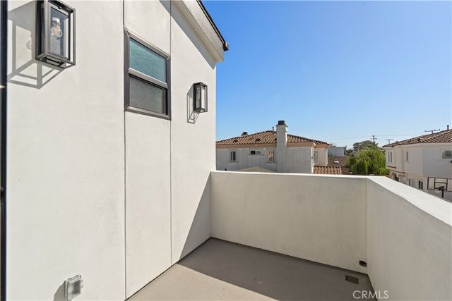 15634 Sombra Avenue B, Lawndale, CA 90260