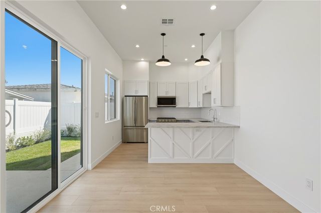 15634 Sombra Avenue B, Lawndale, CA 90260