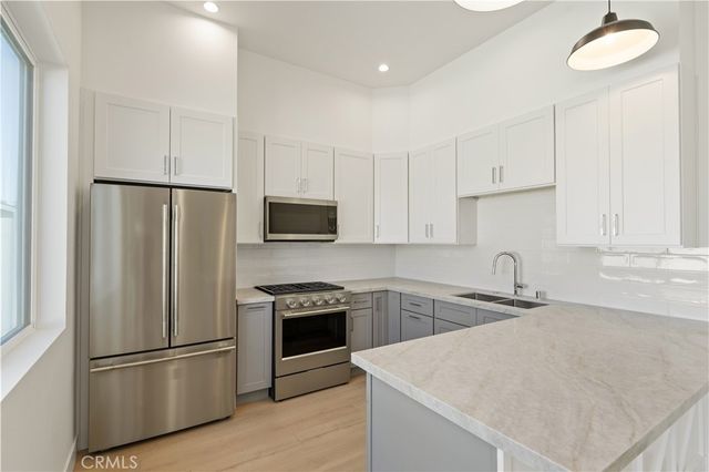15634 Sombra Avenue B, Lawndale, CA 90260