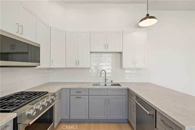 15634 Sombra Avenue B, Lawndale, CA 90260